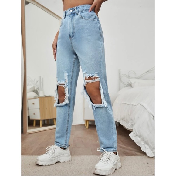 High Waist Ripped Straight Leg Jeans - Picture 4 of 4